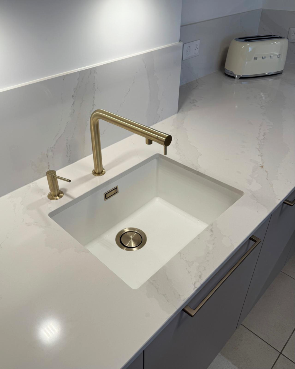 18af7298-81e5-47f2-88dd-9d459b027eb8